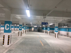 地下停車場(chǎng)劃線用什么材料,停車場(chǎng)劃線要用什么工具？