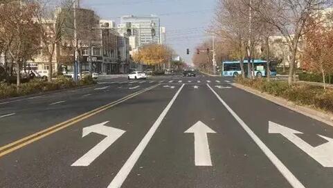 蘇州道路劃線多少錢一米造價？中穎價格合理