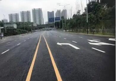 蘇州道路劃線分析，可變車道是什么意思？可變導(dǎo)向車道是可變車道嗎？