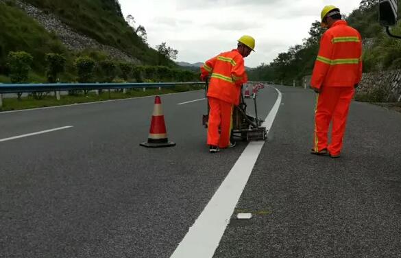 蘇州道路劃線公司施工水平要達(dá)到哪種標(biāo)準(zhǔn)？
